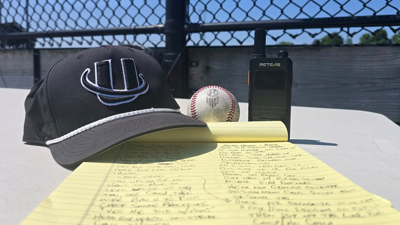 united-cap-with-notes